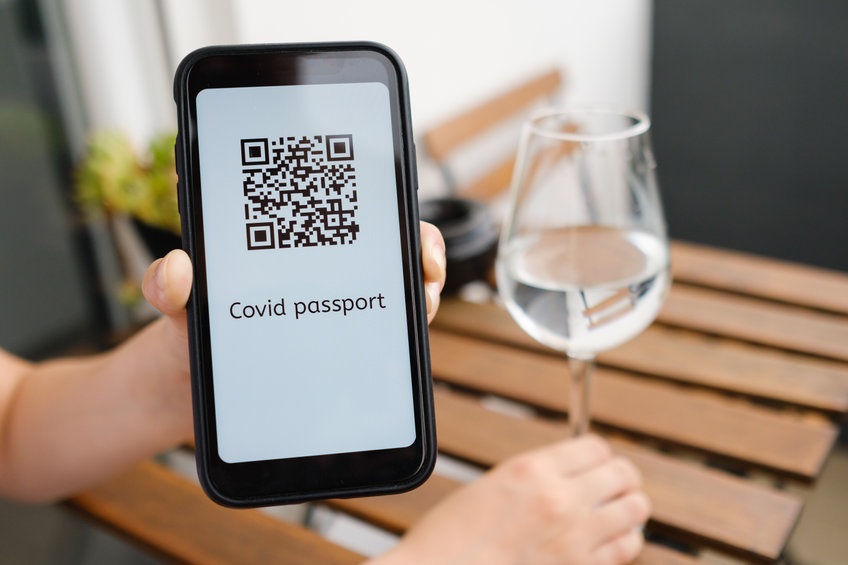 Get the Best COVID Vaccine Passport Tips for Canadian Snowbirds!